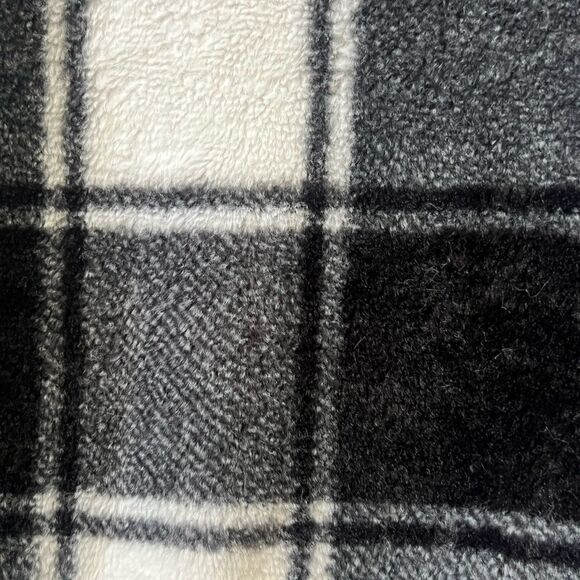 Cherie Design Black and White Checkered Fleece Jacket Sz Medium - Picture 6 of 11